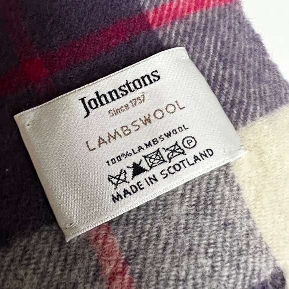 Johnstons 100% Lambswool Scarf Purple Beige Pink Tartan Plaid Scotland - Picture 5 of 5